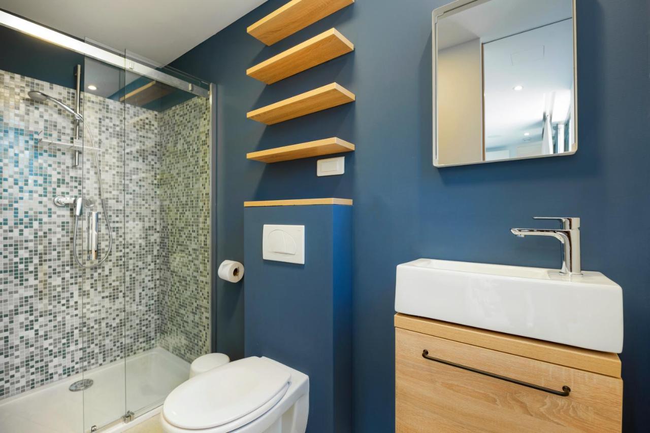 Kamp Vira Mobile Homes ฮวาร์ ภายนอก รูปภาพ